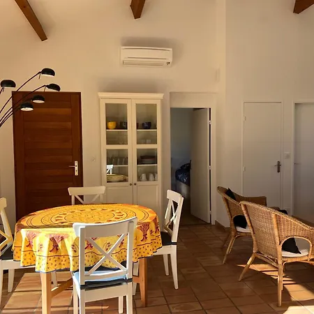 Apartment Cote Colline A Valcros